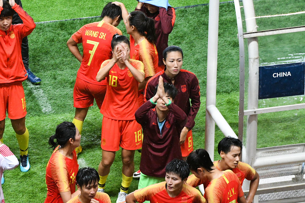 包含女足国家队备战决赛，信心满满赢得胜利的词条